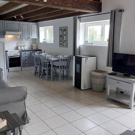 Les Gages Villa Brece  Bagian luar foto