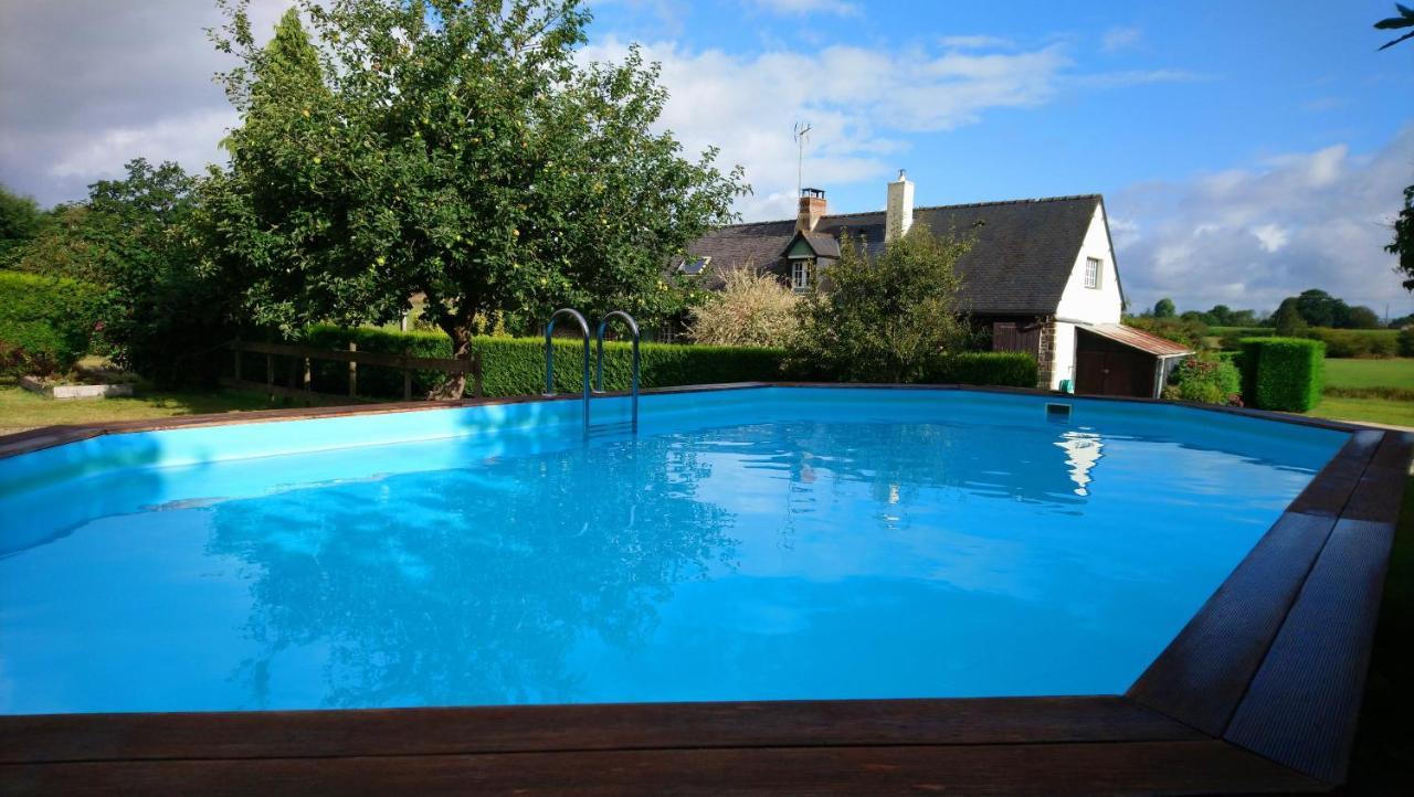 Les Gages Villa Brece  Bagian luar foto