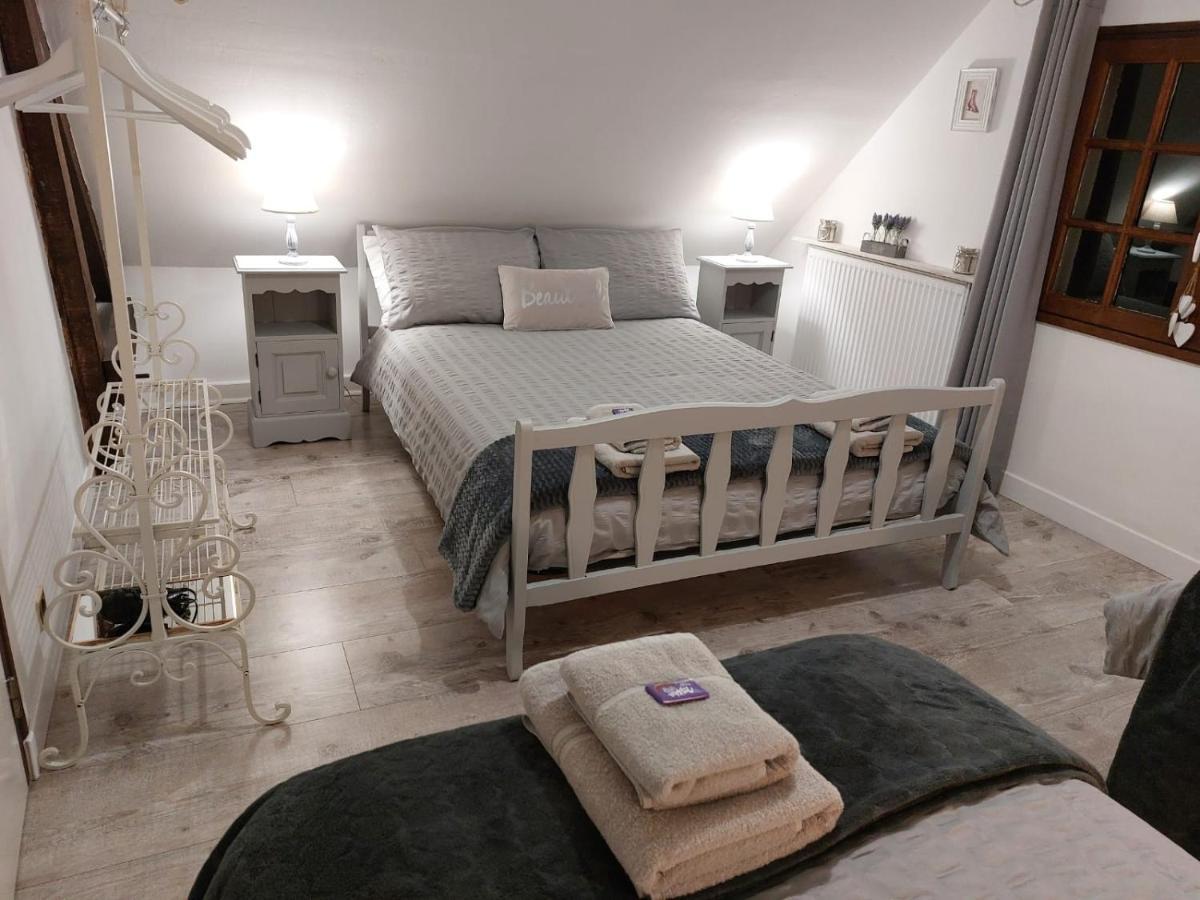 Les Gages Villa Brece  Bagian luar foto