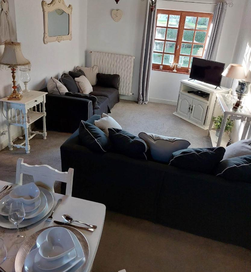 Les Gages Villa Brece  Bagian luar foto
